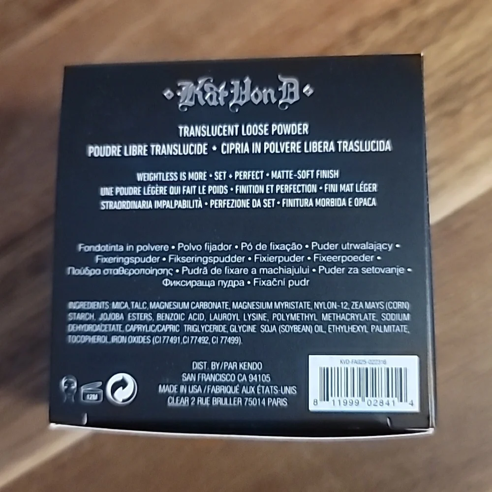 NIB KAT VON D LOCK-IT SETTING POWDER - Picture 7 of 12